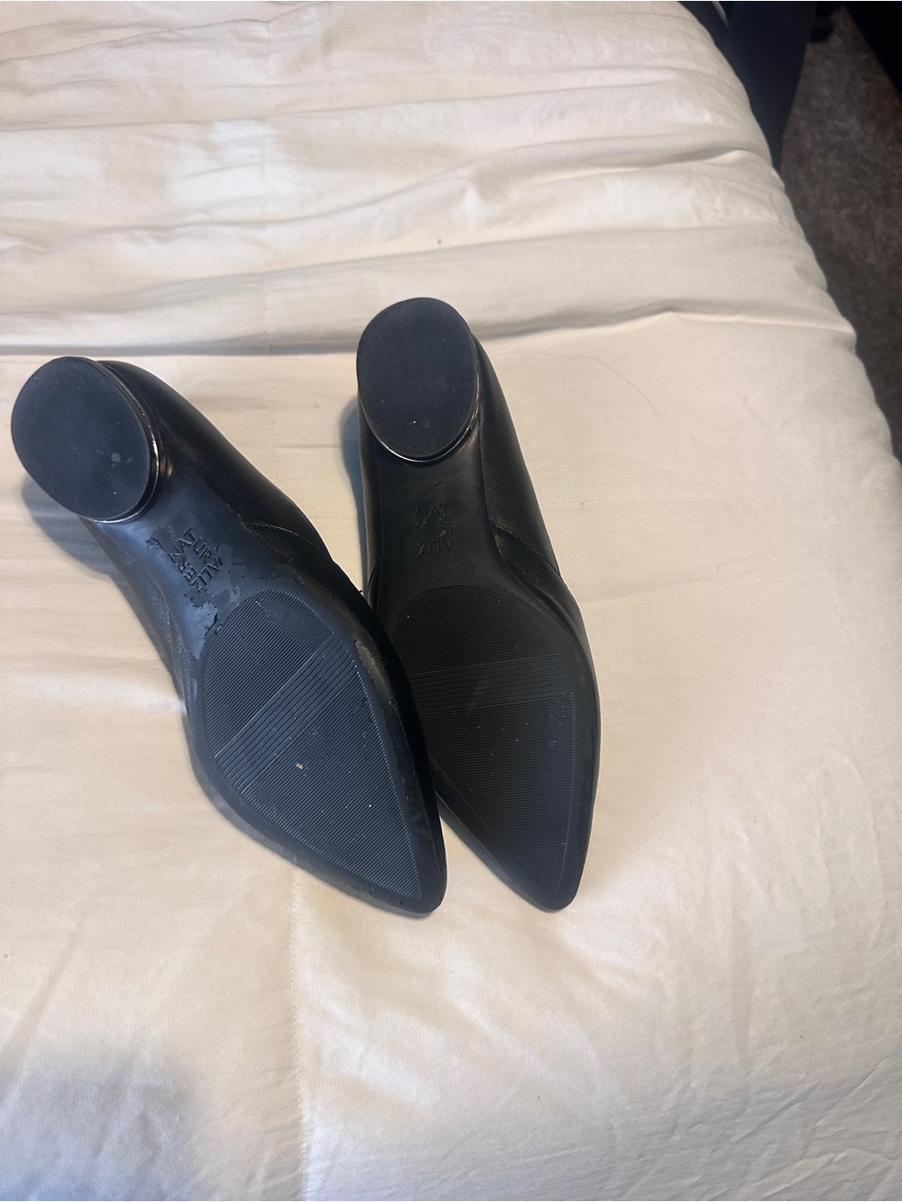 Naturalizer Black Leather Pointed-Toe Flats - Picture 3 of 3